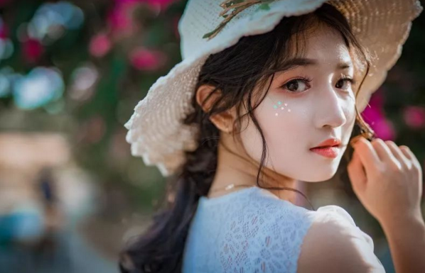 几内亚军政府释放政治犯印推迟30亿采购交易